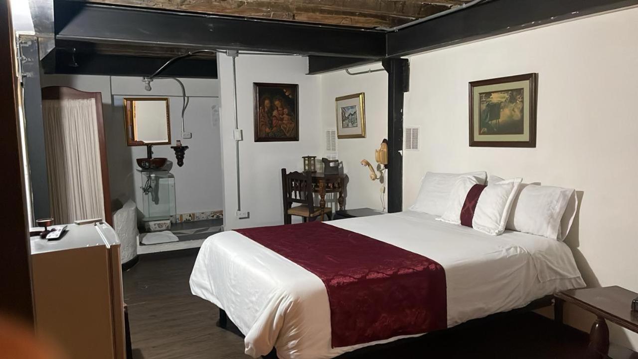 Hotel Casa De La Luz Bogotá Esterno foto